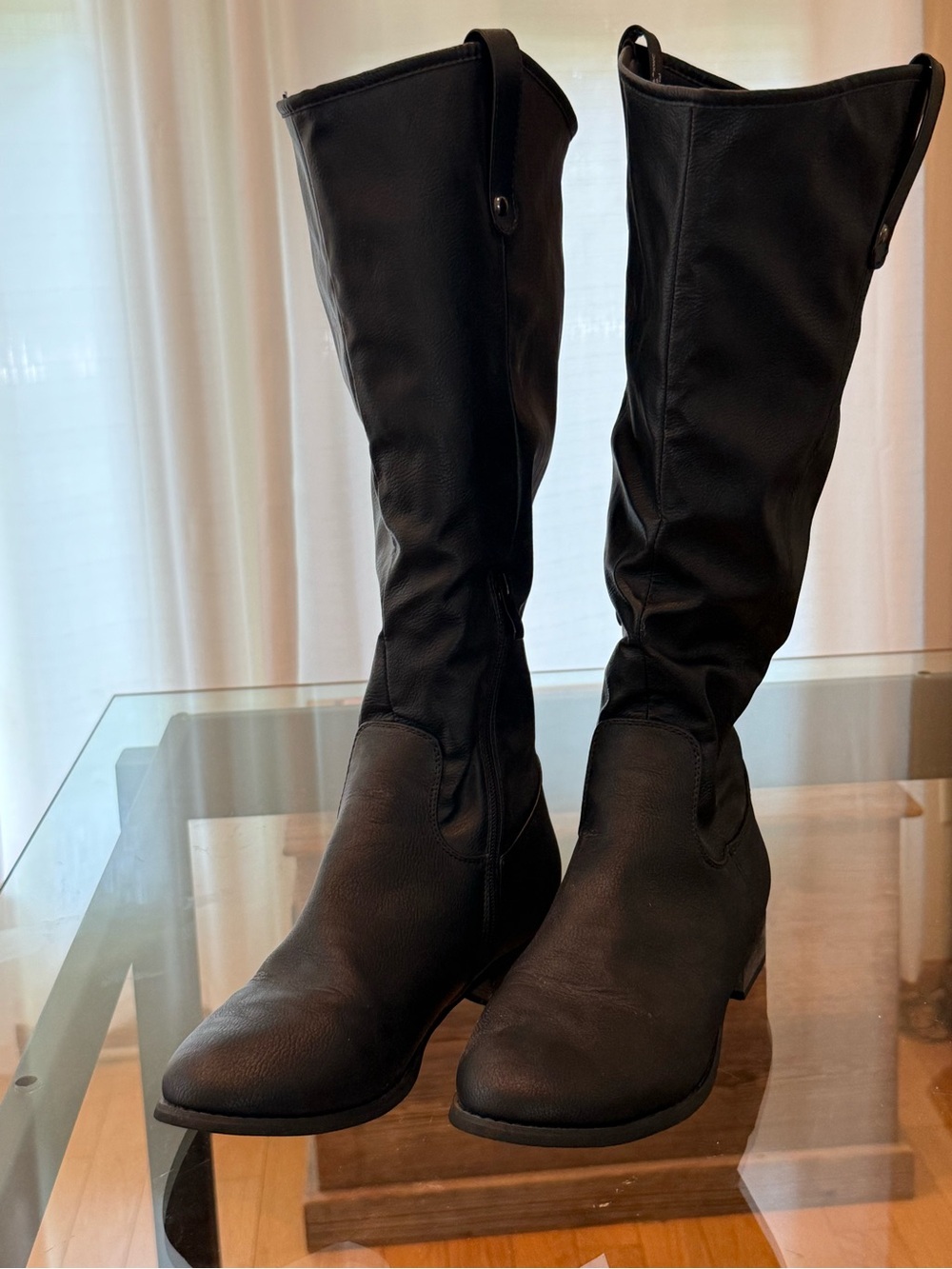 Black Faux Leather Stylish Boots Size 9.5 XWC